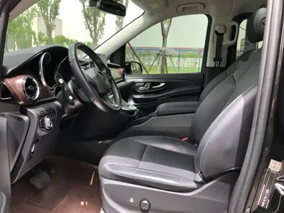 Mercedes-Benz V-Class 2021, 90000 км, за 29134.22 USD