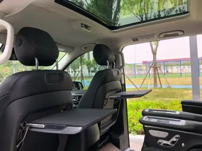 Mercedes-Benz V-Class 2021, 90000 км, за 29134.22 USD - фото 9