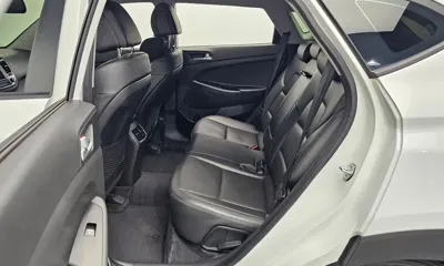 Hyundai Tucson 2018, 76884 км, за 10994.02 USD - фото 11
