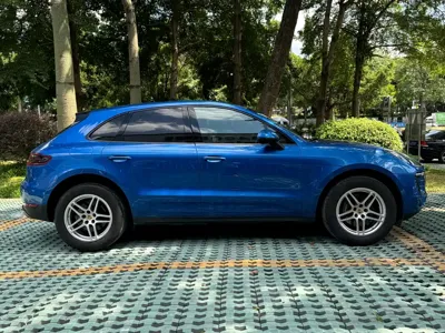 Porsche Macan 2016, 57000 км, за 18164.74 USD