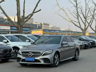 Mercedes-Benz C-Class · 2020 год