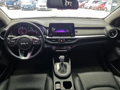 Kia K3 2022, 80029 км, за 11376.19 USD