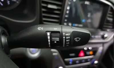 Hyundai Avante 2018, 61052 км, за 7020.73 USD - фото 27