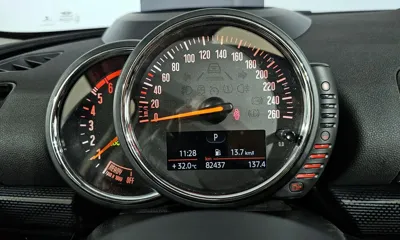 MINI Clubman 2018, 82437 км, за 9130.32 USD - фото 8
