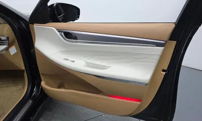 Hyundai Grandeur 2020, 73866 км, за 19469.94 USD - фото 24