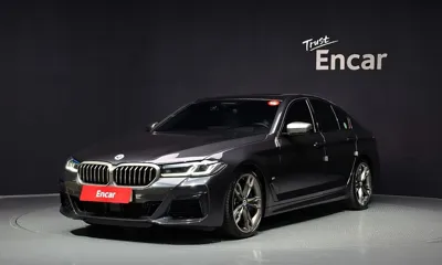 BMW 5-Series · 2022 год