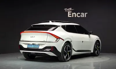 Kia EV6 2023, 73290 км, за 25346.15 USD