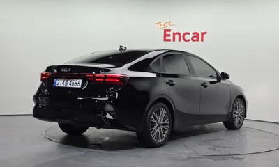 Kia K3 2022, 54818 км, за 9584.88 USD