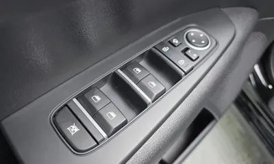 Kia K3 2022, 54818 км, за 9584.88 USD - фото 12