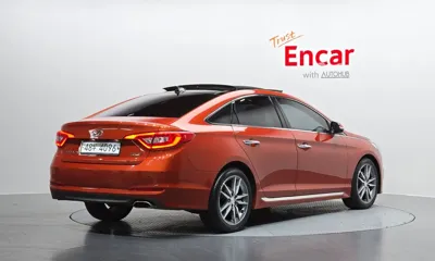 Hyundai Sonata 2016, 140677 км, за 5814.34 USD