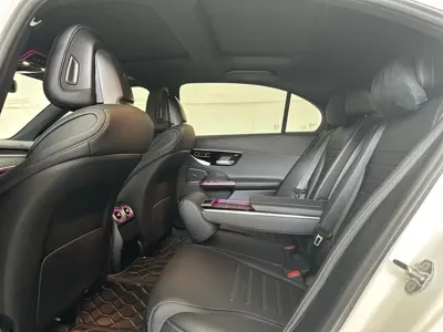 Mercedes-Benz C-Class 2022, 53000 км, за 24823 USD - фото 8