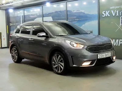 Kia Niro · 2017 год