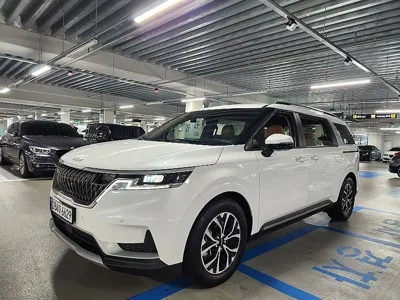 Kia Canival 2023, 76967 км, за 13620.85 USD