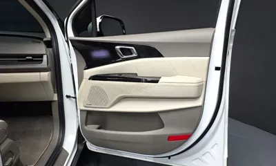 Kia Canival 2023, 47025 км, за 20907.18 USD - фото 25