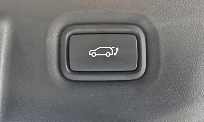 Hyundai Ioniq5 2023, 48990 км, за 20491.82 USD - фото 16