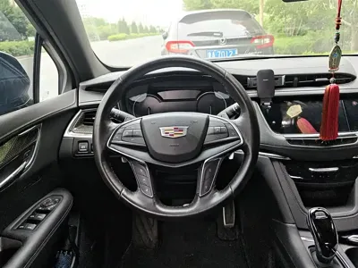 Cadillac XT5 2022, 55599 км, за 21217.33 USD - фото 15
