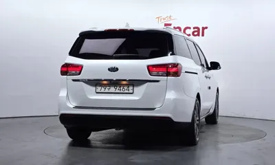 Kia Canival 2019, 88061 км, за 8977.37 USD