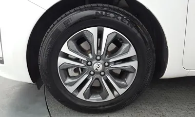 Kia Canival 2019, 88061 км, за 8977.37 USD
