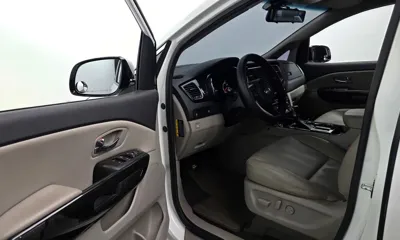 Kia Canival 2019, 88061 км, за 8977.37 USD - фото 10
