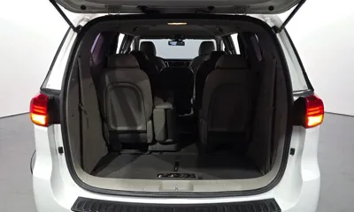 Kia Canival 2019, 88061 км, за 8977.37 USD - фото 19