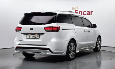 Kia Canival 2016, 155320 км, за 6104.77 USD