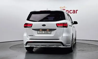 Kia Canival 2016, 155320 км, за 6104.77 USD