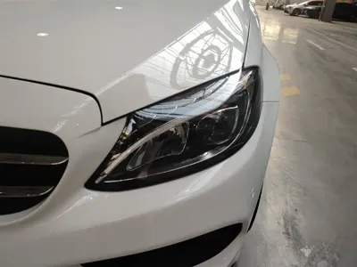 Mercedes-Benz C-Class 2017, 132600 км, за 10741.4 USD