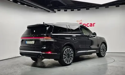 Lincoln Aviator 2021, 123043 км, за 21143.04 USD