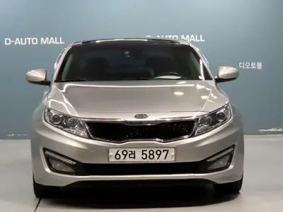 Kia K5 2011, 148899 км, за 3192.18 USD