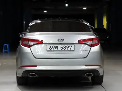 Kia K5 2011, 148899 км, за 3192.18 USD