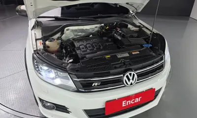 Volkswagen Tiguan 2016, 134148 км, за 8853.42 USD - фото 6