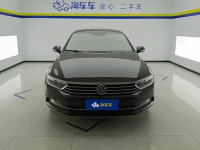 Volkswagen Magotan 2018, 77400 км, за 9975 USD