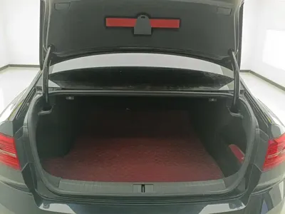 Volkswagen Magotan 2018, 77400 км, за 9975 USD