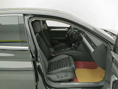 Volkswagen Magotan 2018, 77400 км, за 9975 USD - фото 8