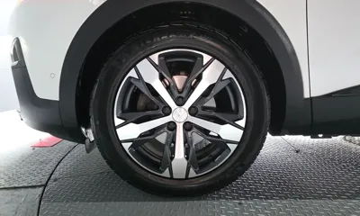 Peugeot 3008 2019, 51054 км, за 12143.89 USD
