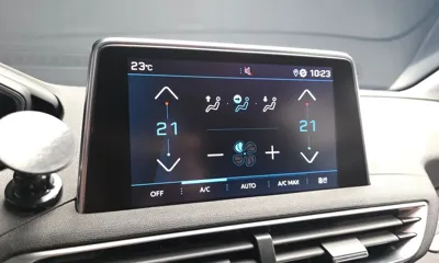 Peugeot 3008 2019, 51054 км, за 12046.62 USD - фото 34