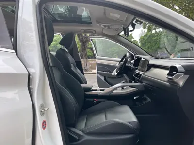 Geely Binyue 2019, 50000 км, за 5709.13 USD - фото 9