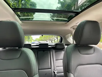 Geely Binyue 2019, 50000 км, за 5709.13 USD - фото 11
