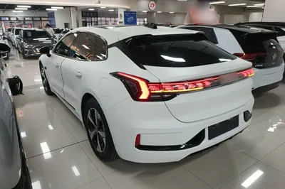 Zeekr 001 2022, 91100 км, за 22299 USD