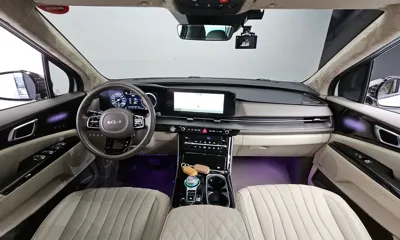Kia Canival 2023, 25804 км, за 23719.85 USD - фото 7