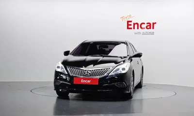 Hyundai Grandeur 2015, 294417 км, за 3127.04 USD