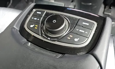 Hyundai Grandeur 2015, 294417 км, за 3127.04 USD - фото 19