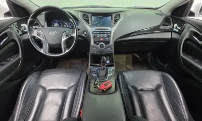 Hyundai Grandeur 2015, 135948 км, за 4748.9 USD - фото 7