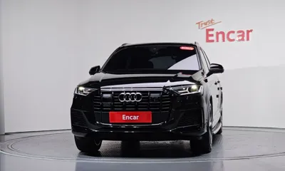 Audi Q7 2022, 73666 км, за 40307.34 USD