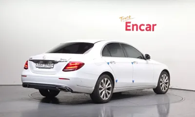 Mercedes-Benz E-Class 2019, 185347 км, за 12547.07 USD