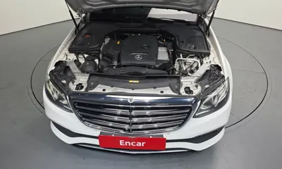 Mercedes-Benz E-Class 2019, 185347 км, за 12547.07 USD - фото 6