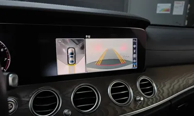 Mercedes-Benz E-Class 2019, 185347 км, за 12547.07 USD - фото 16