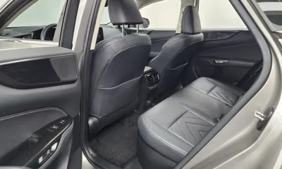 Lexus NX 2024, 34747 км, за 32828.44 USD - фото 27