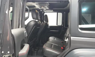 Jeep Wrangler 2023, 19031 км, за 33502.5 USD - фото 12