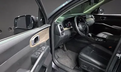 Kia Sorento 2023, 50858 км, за 16381.71 USD - фото 10